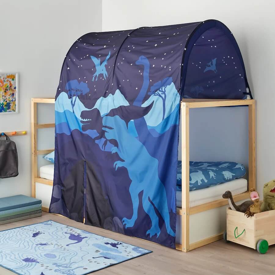 kura bed with tent over