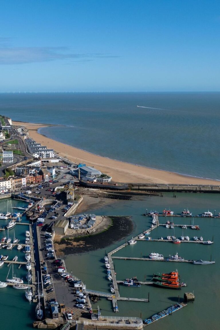 ramsgate-beach-VisitBritainRobin-Creative-Media