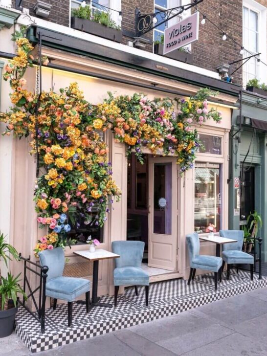 exterior violas restaurant