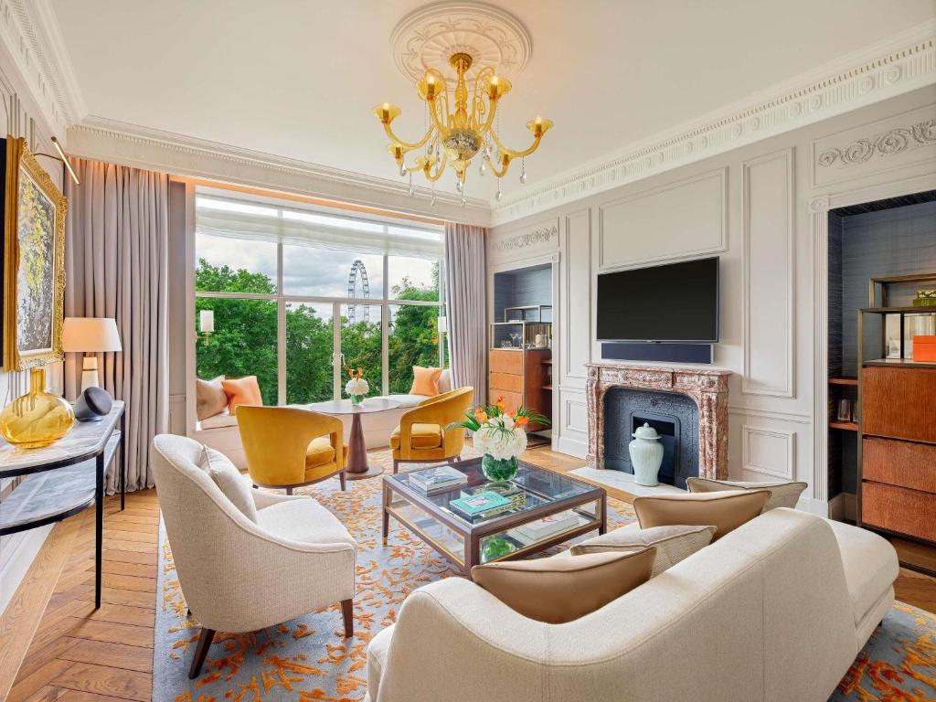 The Savoy – Westminster