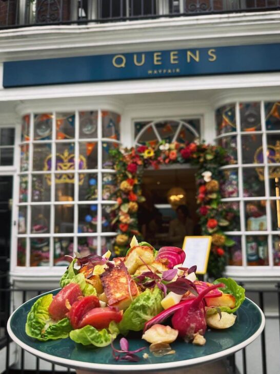 queens mayfair cafe
