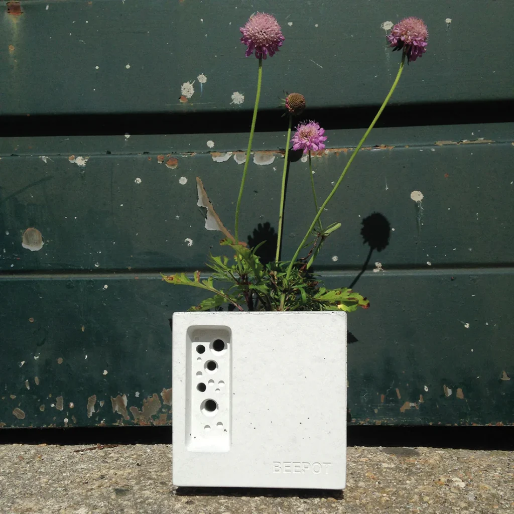 bee brick