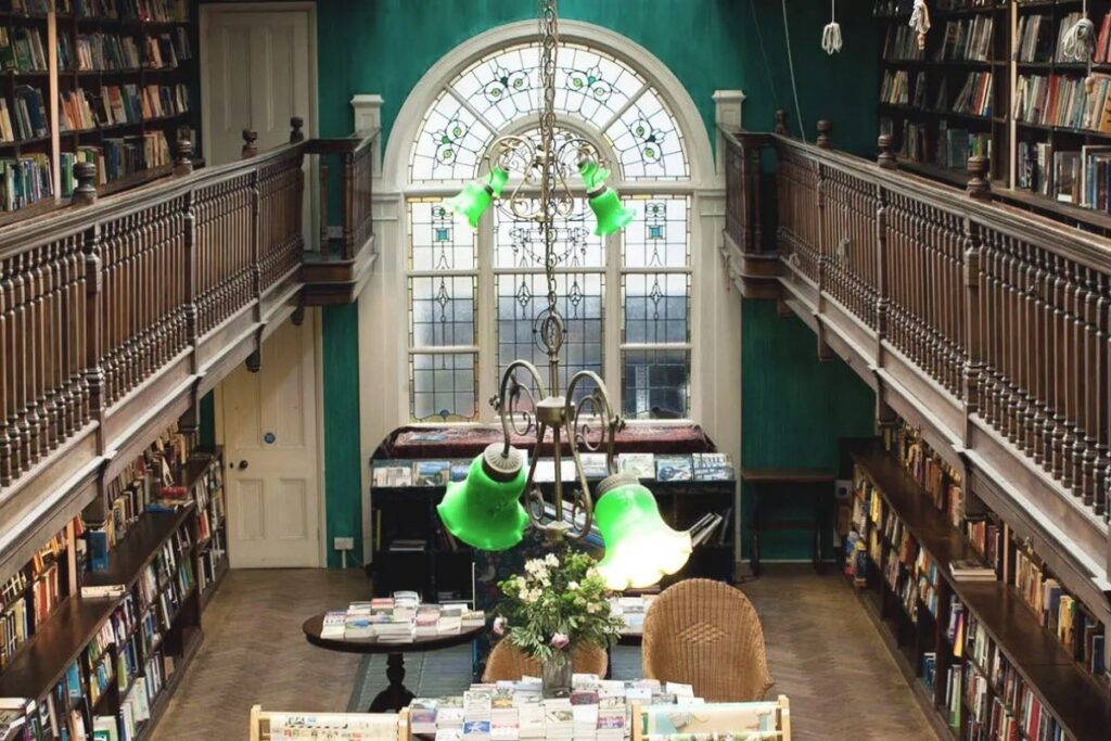 daunt books